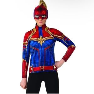 Captain Marvel 2 Piece Set